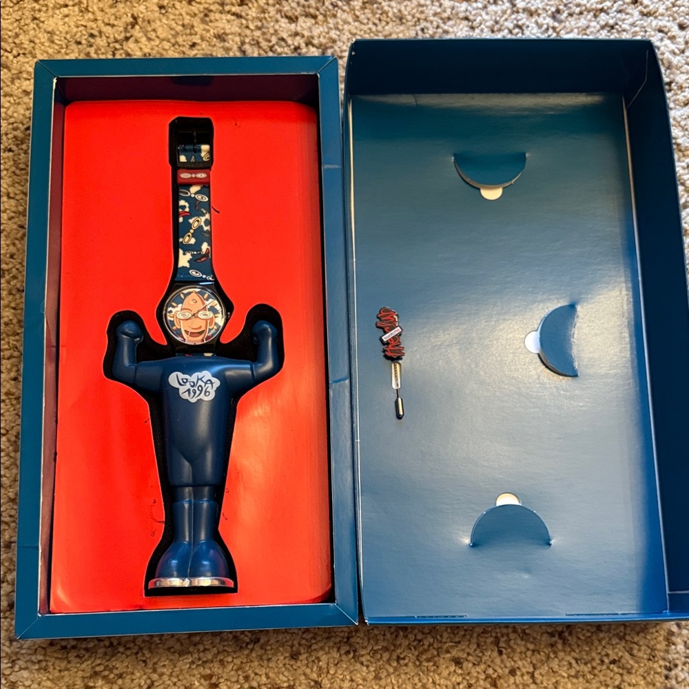 Vintage 1996 Swatch Collectors Club Special, the "Looka" GZ700